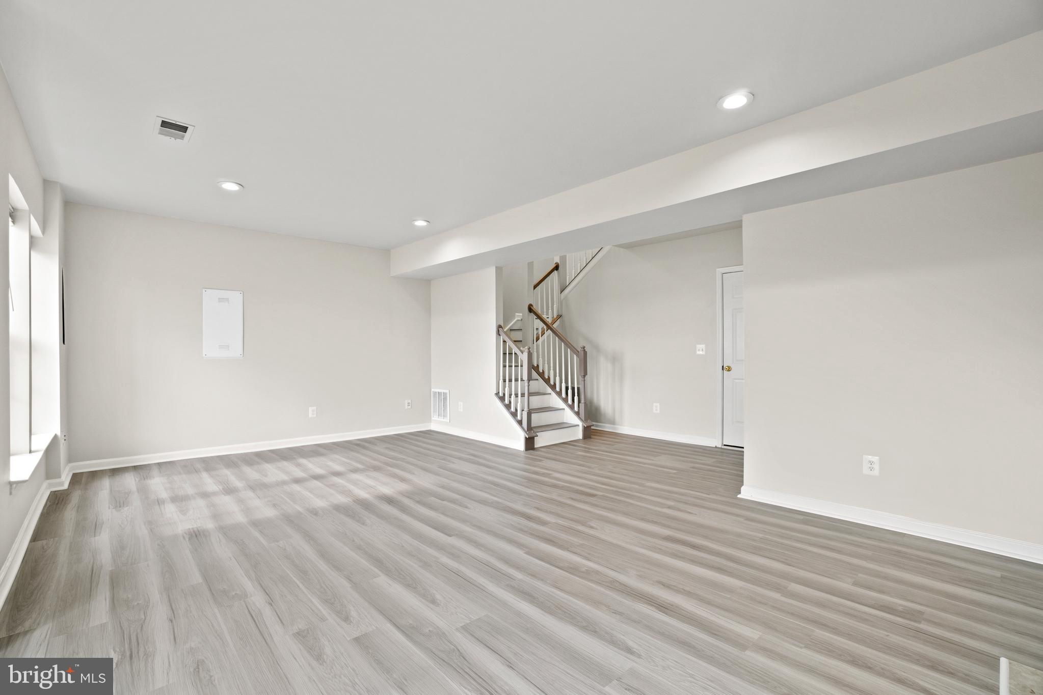 19199 Sweig Terrace Leesburg, VA 20176 - Photo 21 of 39