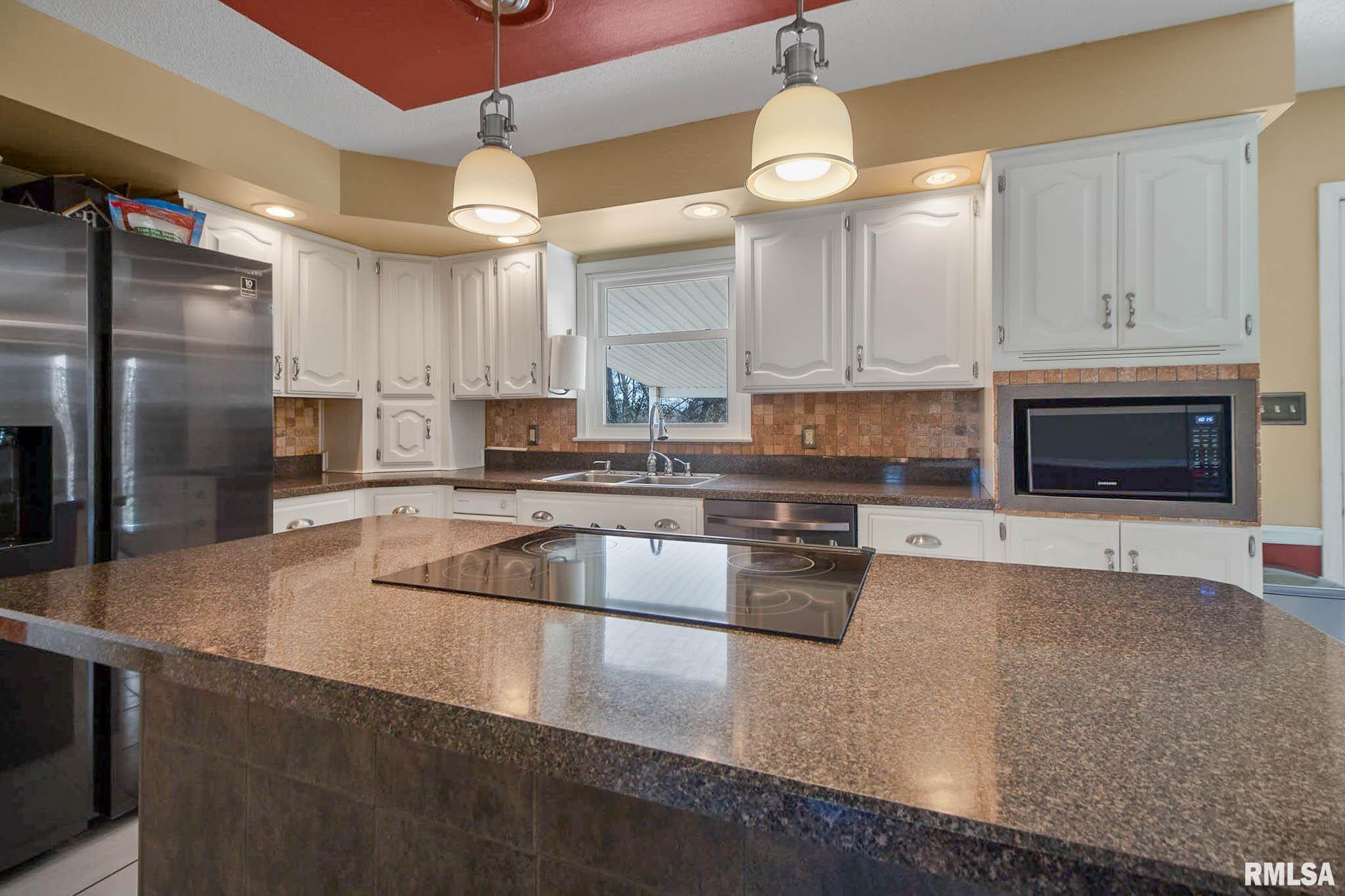 6998 Moake School Road Marion, IL 62959 - Photo 9 of 37 Gallery Image 9