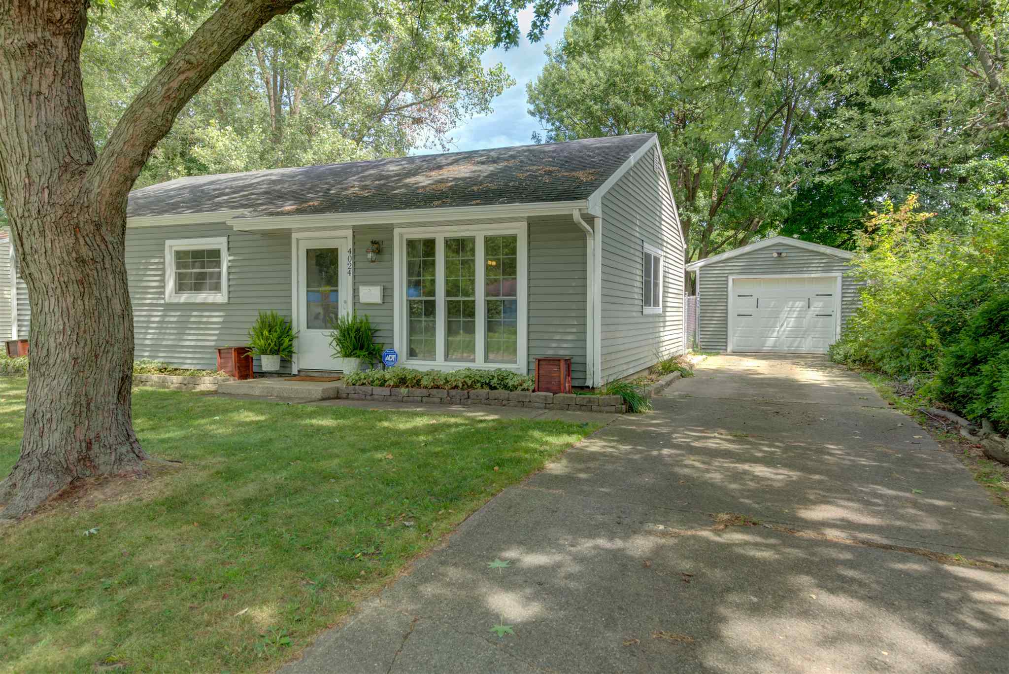 4024 York Road South Bend, IN 46614 - Photo 26 of 27 Gallery Image 26