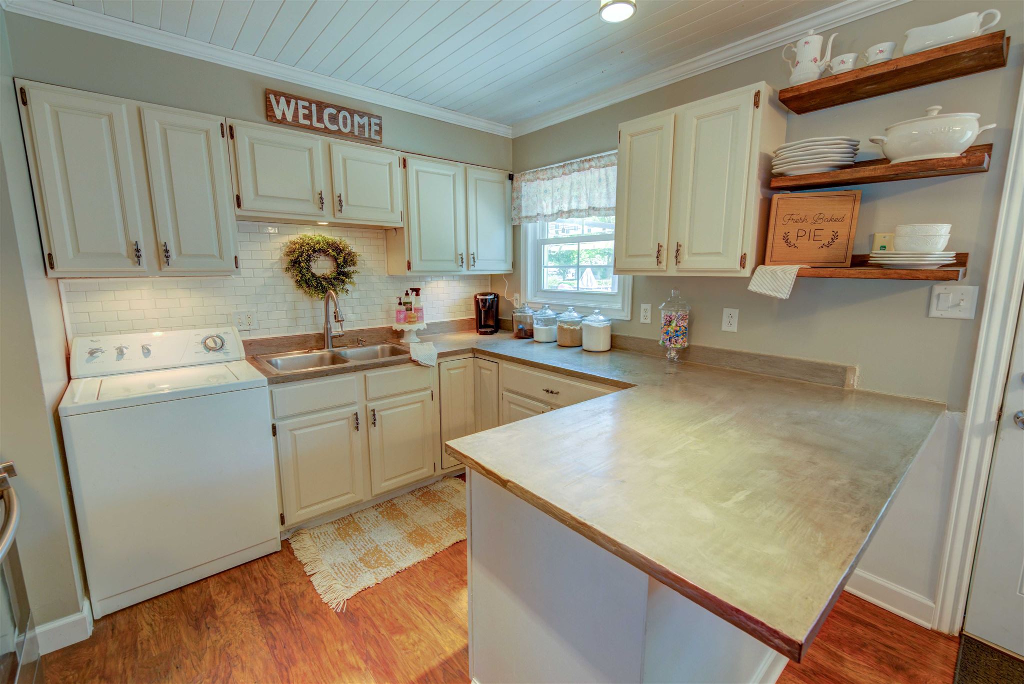 4024 York Road South Bend, IN 46614 - Photo 10 of 27 Gallery Image 10
