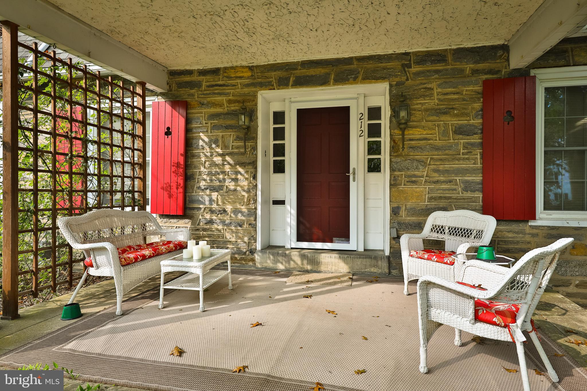 212 Hewett Road Wyncote, PA 19095 - Photo 3 of 8