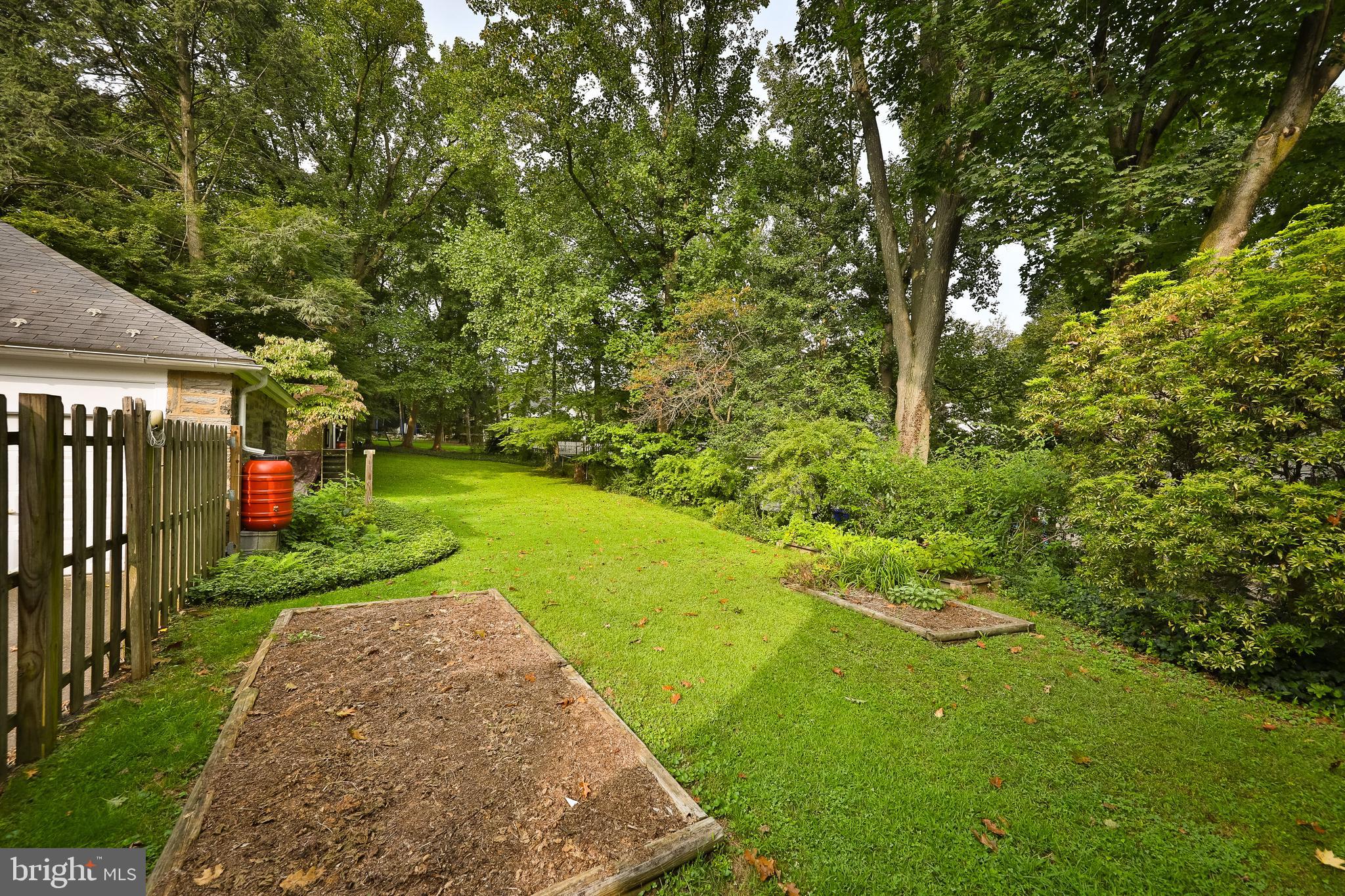 212 Hewett Road Wyncote, PA 19095 - Photo 4 of 8