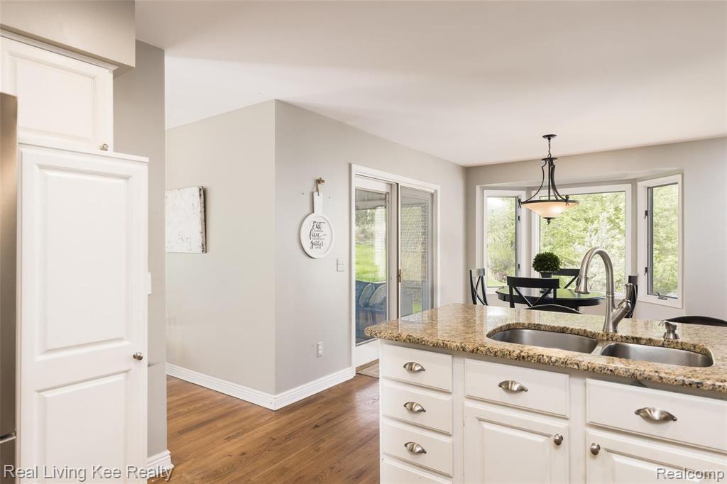 1427 Ridge Court Rochester, MI 48306 - Photo 14 of 50