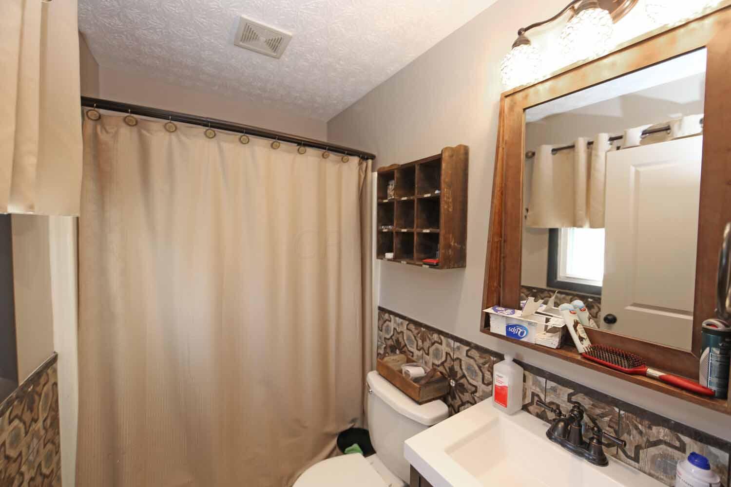 15360 King Road Howard, OH 43028 - Photo 13 of 27 IMG_2168