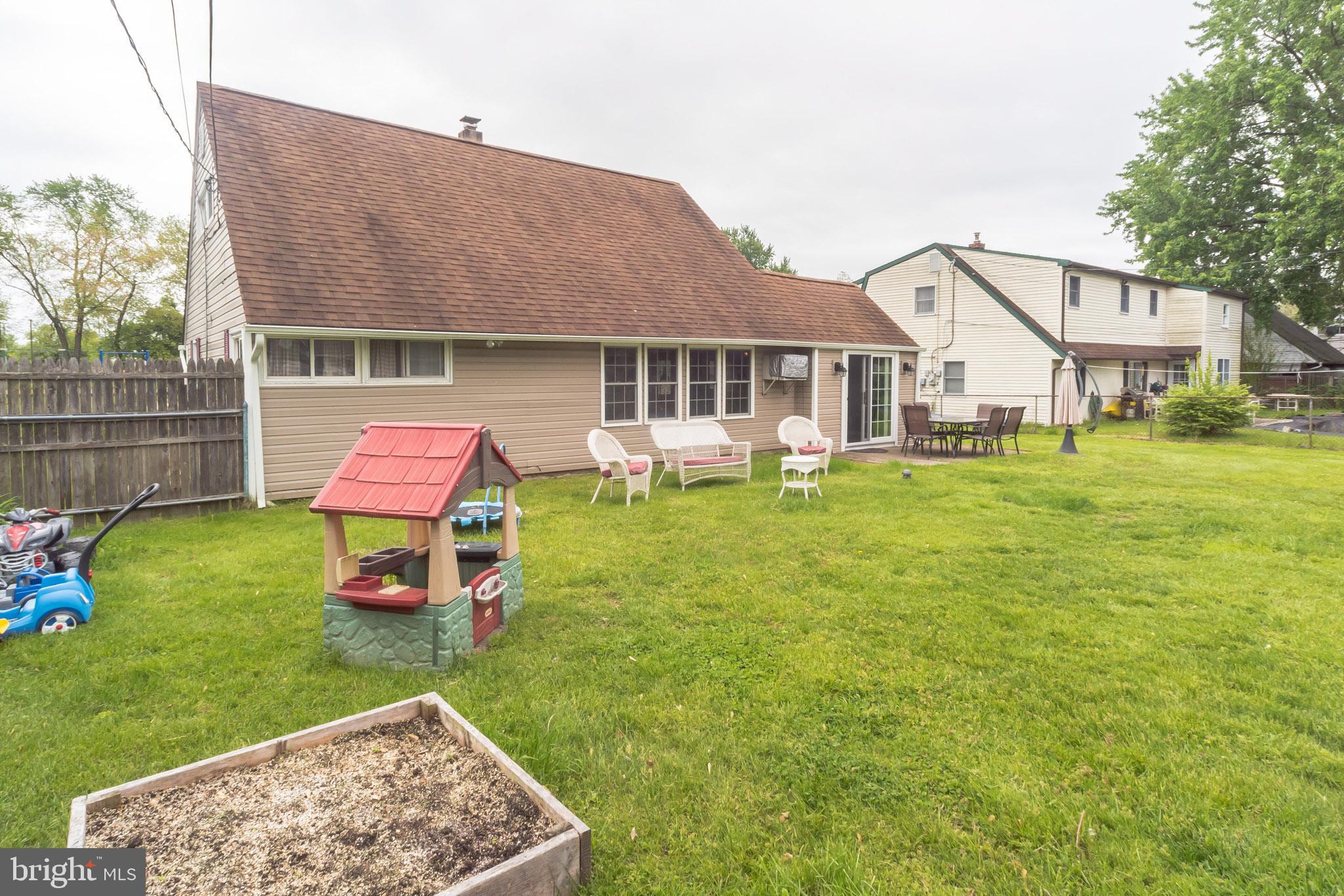 59 Ice Pond Road Levittown, PA 19057 - Photo 28 of 30 Gallery Image 28