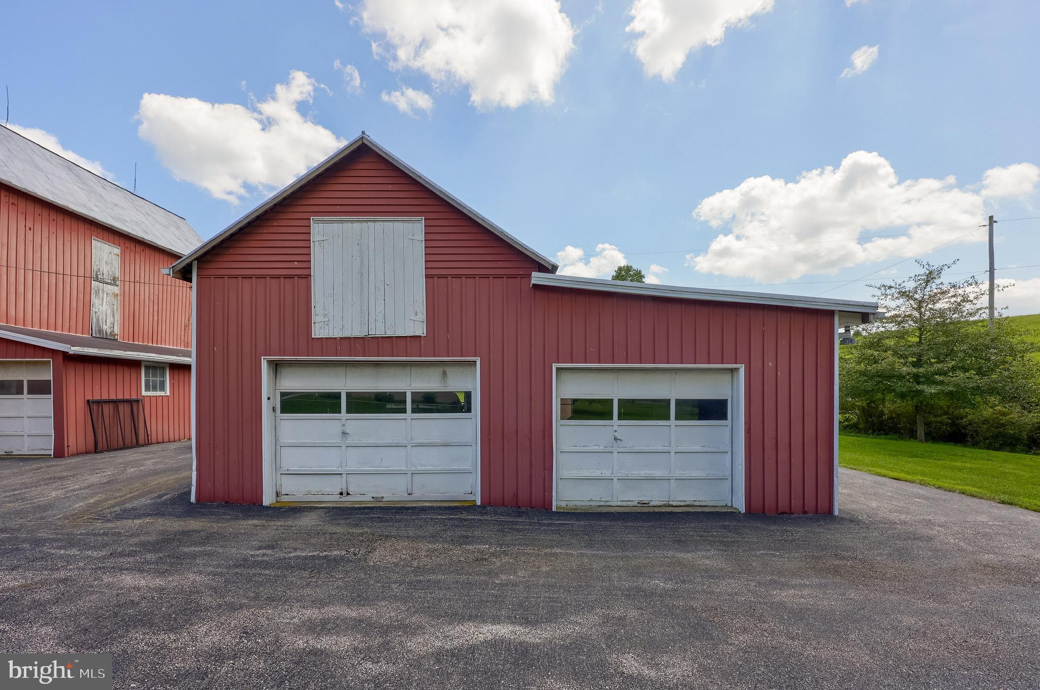 750 Beck Road York, PA 17403 - Photo 11 of 37 Gallery Image 11