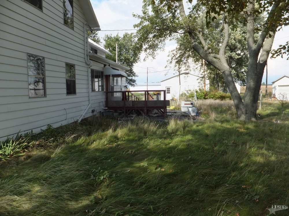23607 Carrier Road Monroeville, IN 46773 - Photo 26 of 30