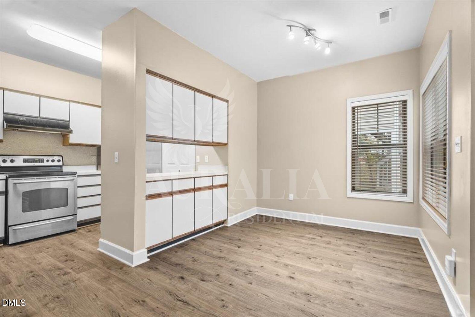 6121 Sunpointe Drive, Unit 103 Raleigh, NC 27606 - Photo 4 of 16 4