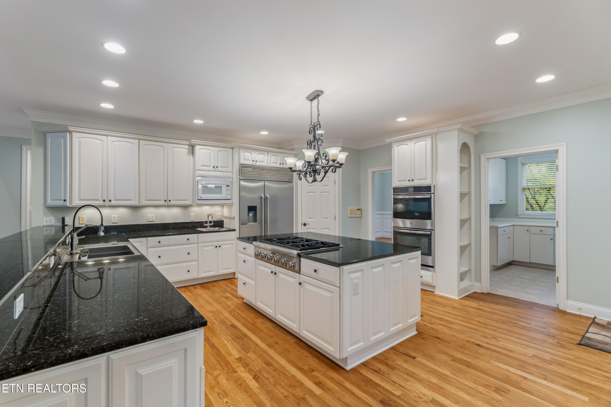 6506 Westminster Road Knoxville, TN 37919 - Photo 11 of 58 Gallery Image 11