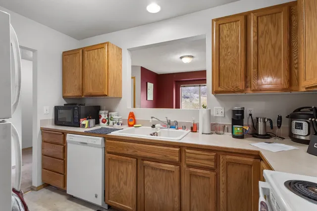 $550,000 | 1020 South Westcliff Place, Spokane, WA 99224