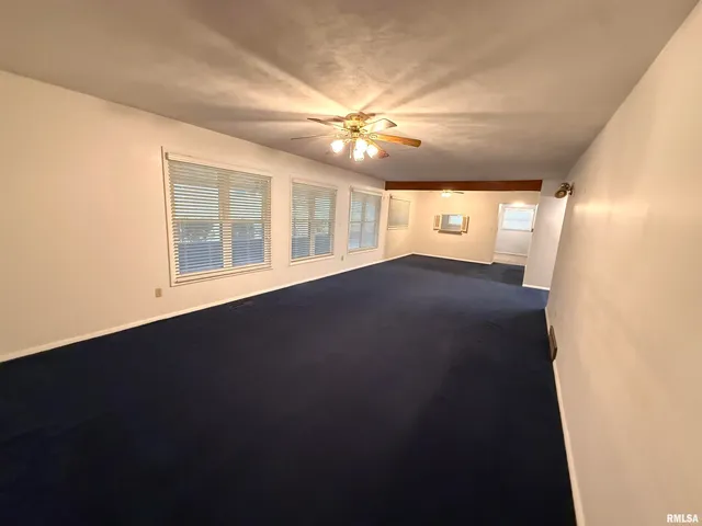 $189,000 | 707 Edgewood Drive, Quincy, IL 62301