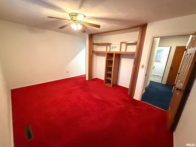 $189,000 | 707 Edgewood Drive, Quincy, IL 62301