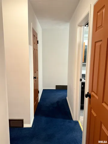 $189,000 | 707 Edgewood Drive, Quincy, IL 62301