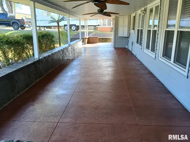 $189,000 | 707 Edgewood Drive, Quincy, IL 62301