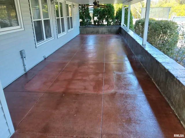 $189,000 | 707 Edgewood Drive, Quincy, IL 62301