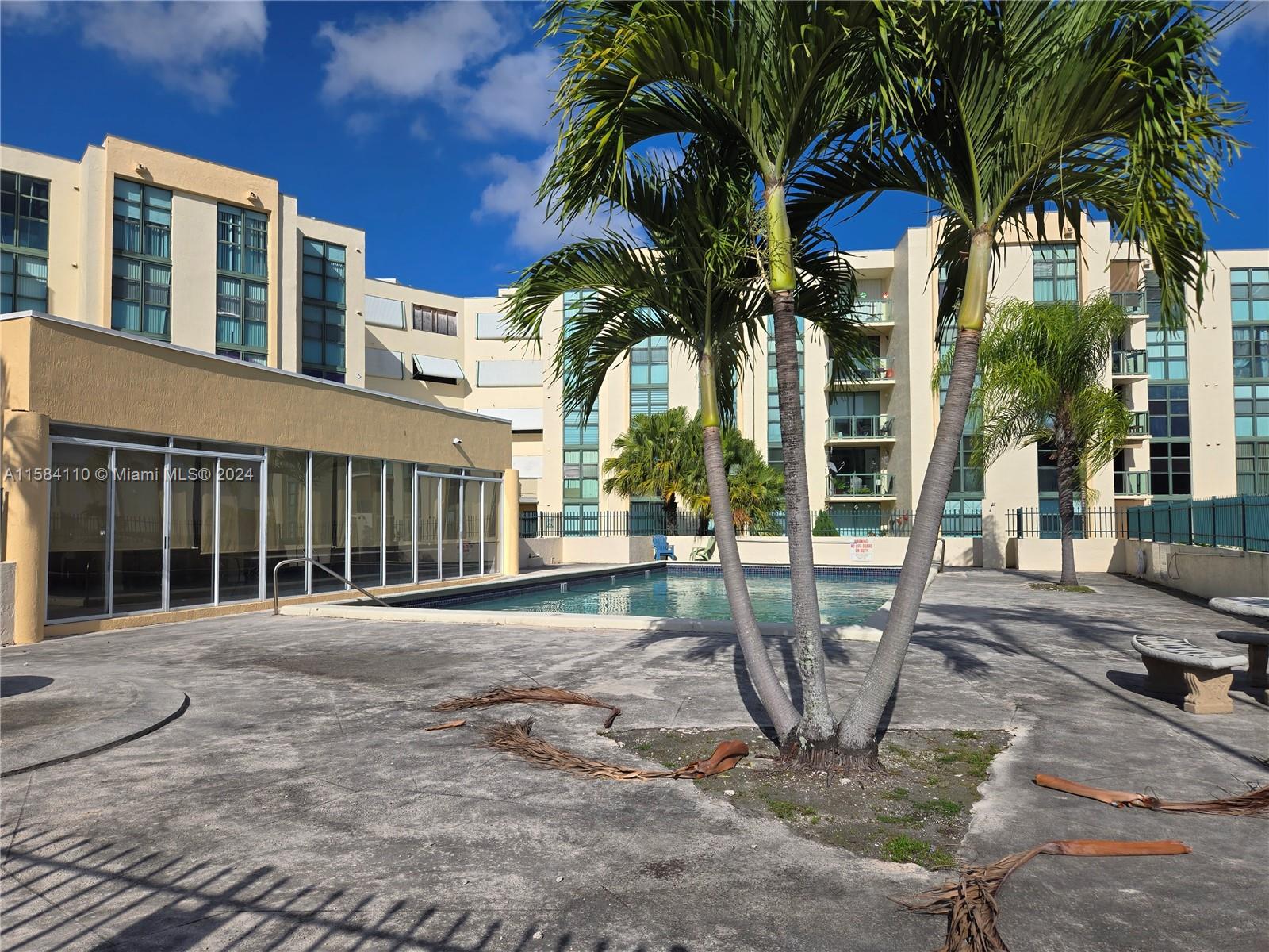 2075 Southwest 122nd Avenue, Unit 129 Miami, FL 33175 - Photo 40 of 41