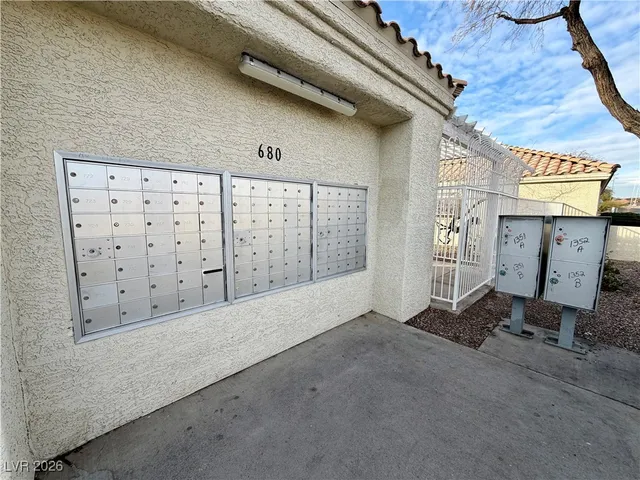 $1,350 | 661 Anne Lane, Henderson, NV 89015