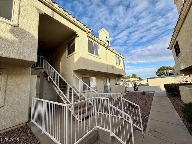 $1,350 | 661 Anne Lane, Henderson, NV 89015