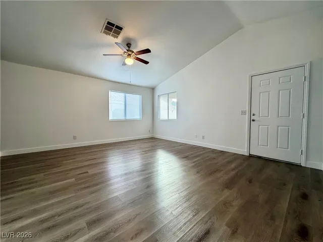 $1,350 | 661 Anne Lane, Henderson, NV 89015