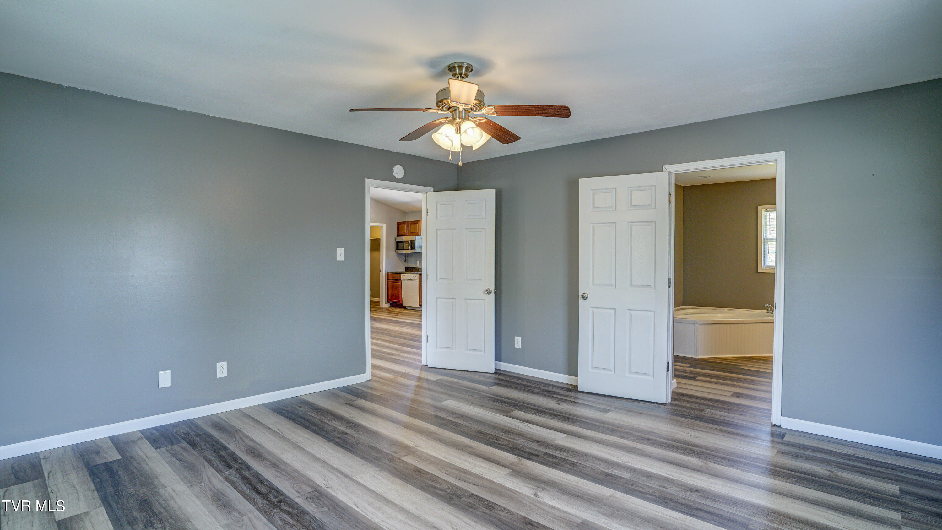 271 Sinking Springs Road Bristol, TN 37620 - Photo 24 of 42 _DSC4379_80_81_82_83