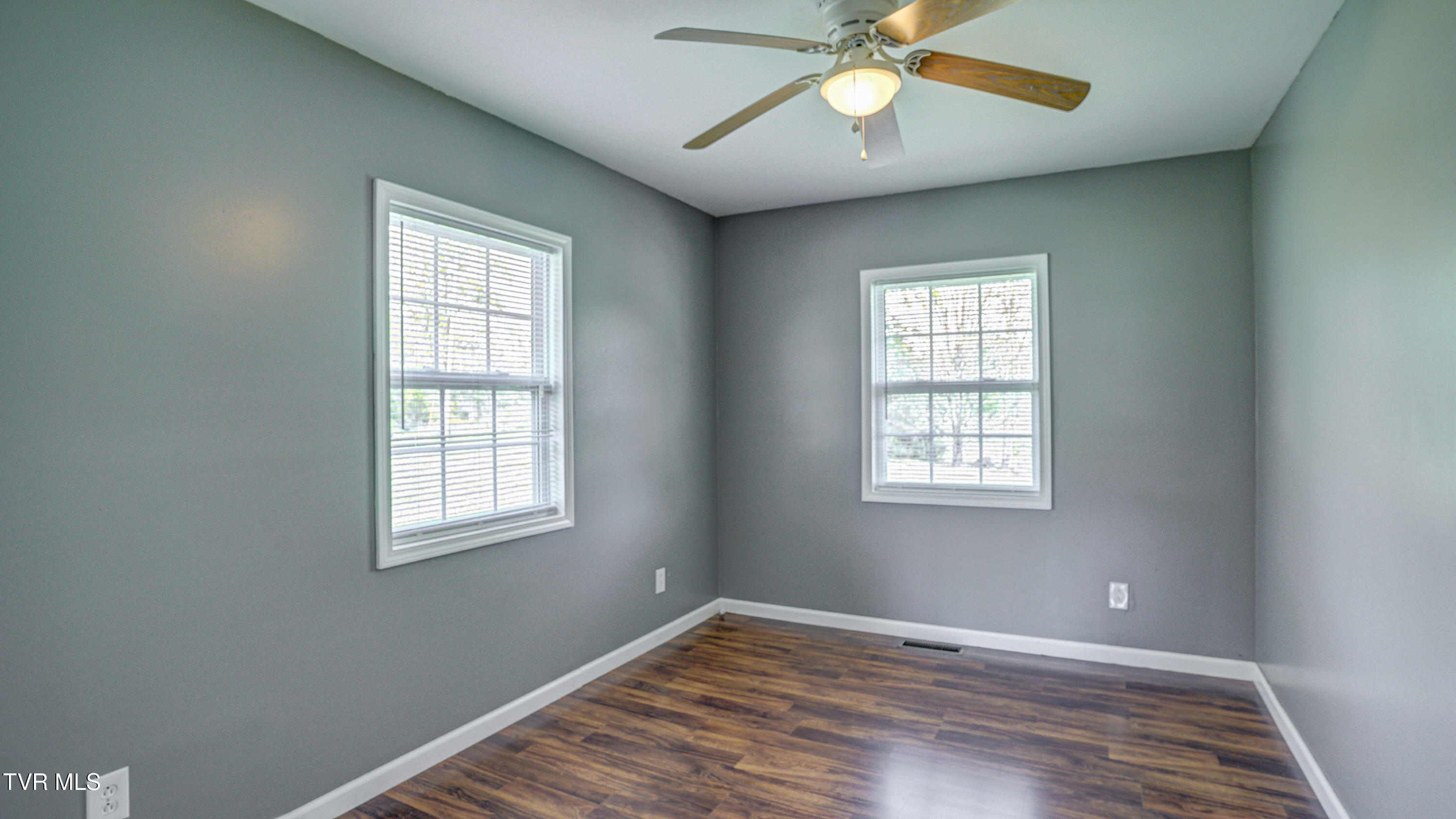 271 Sinking Springs Road Bristol, TN 37620 - Photo 32 of 42 _DSC4424_5_6_7_8