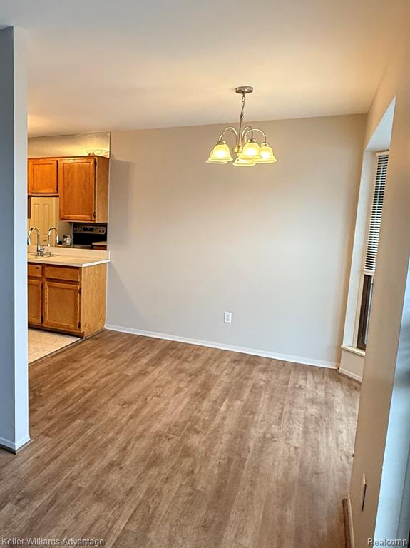 22242 Edgewater, Unit 146 Novi, MI 48375 - Photo 4 of 37