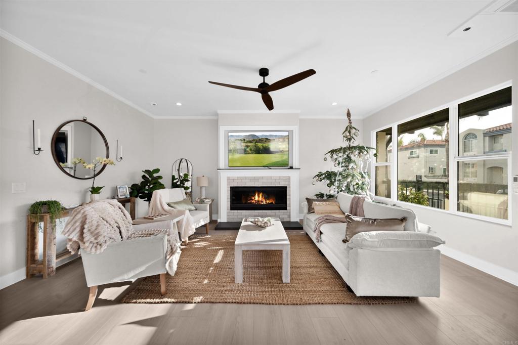 812 North Cleveland Street, Unit 1 Oceanside, CA 92054 - Photo 7 of 59