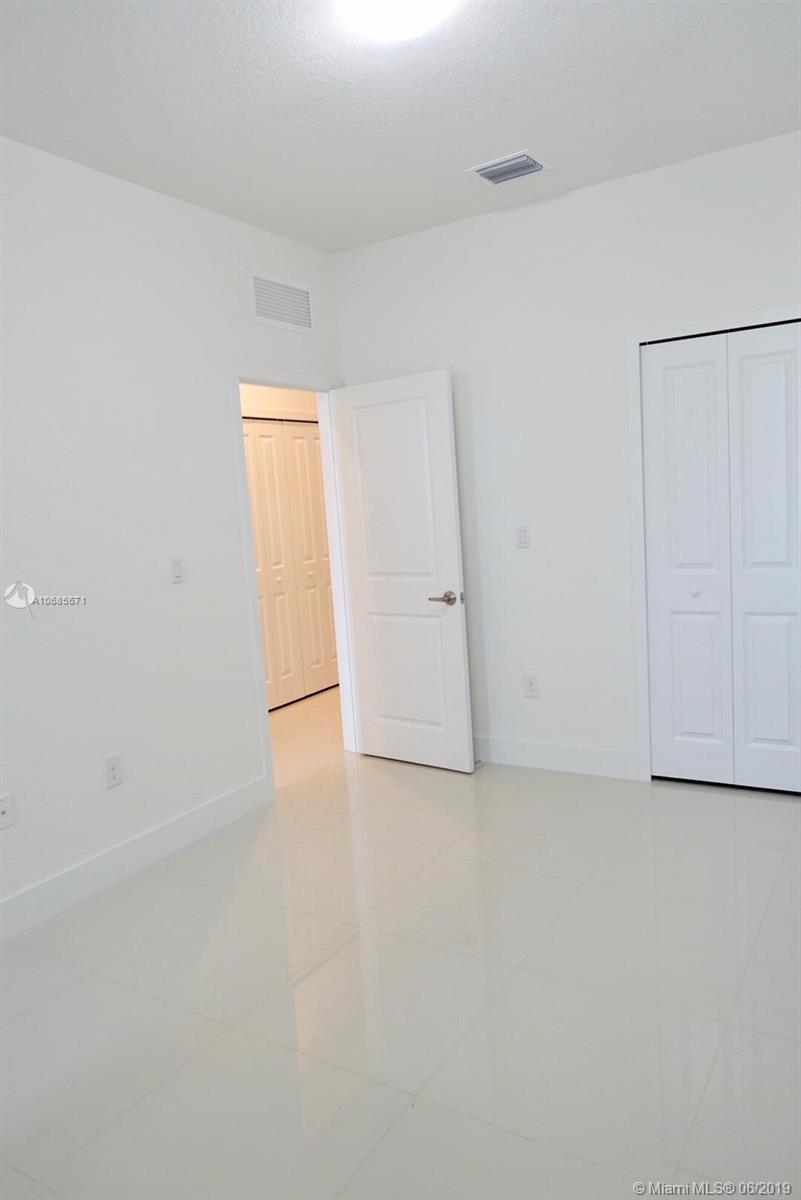 9120 Southwest 5th Lane Miami, FL 33174 - Photo 20 of 32
