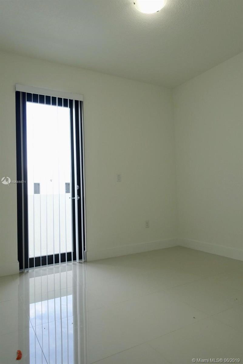 9120 Southwest 5th Lane Miami, FL 33174 - Photo 21 of 32