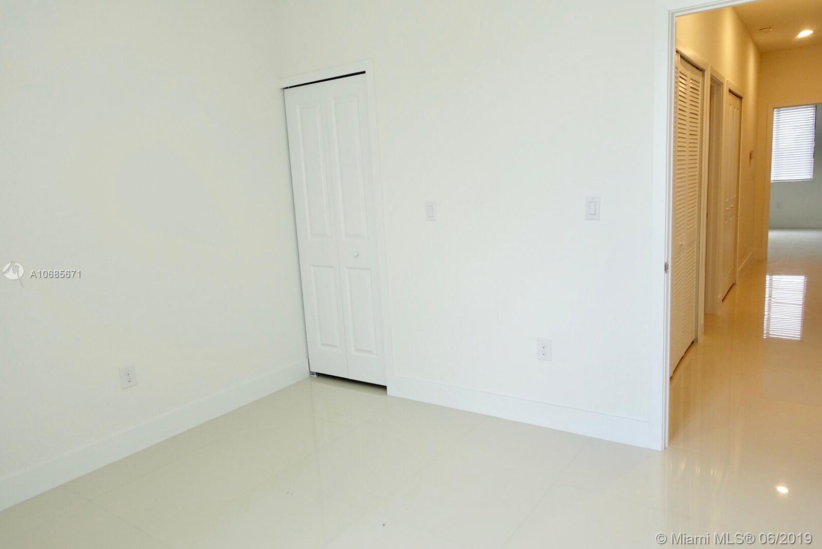 9120 Southwest 5th Lane Miami, FL 33174 - Photo 22 of 32