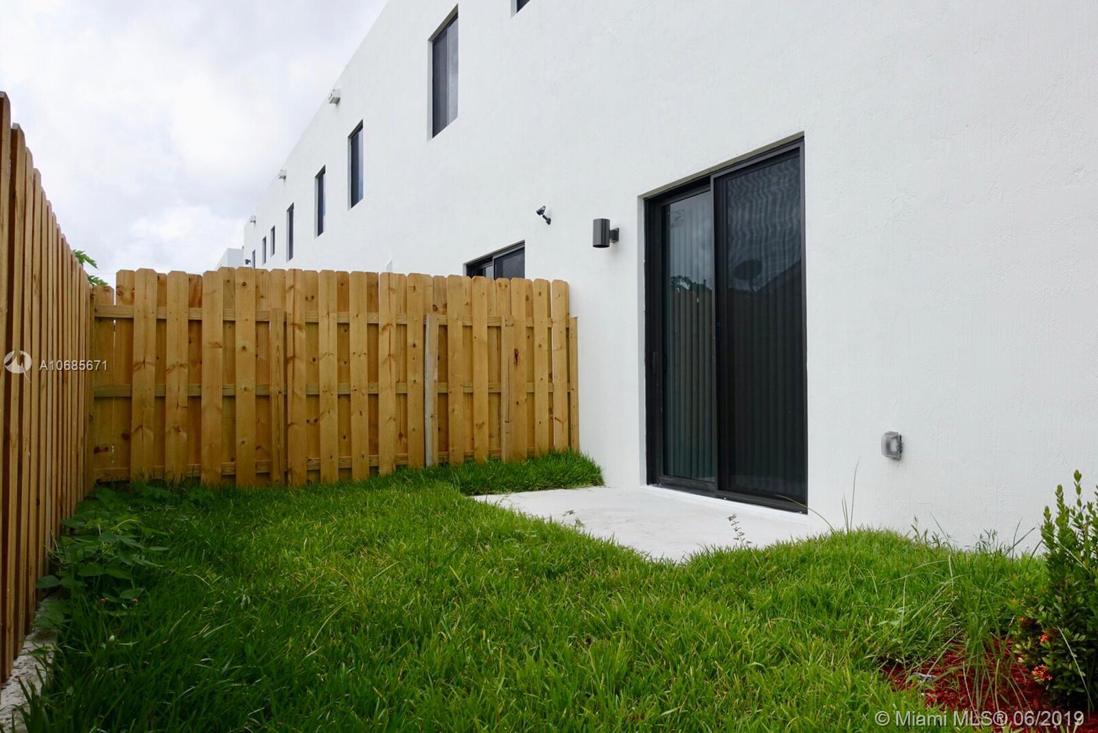 9120 Southwest 5th Lane Miami, FL 33174 - Photo 31 of 32