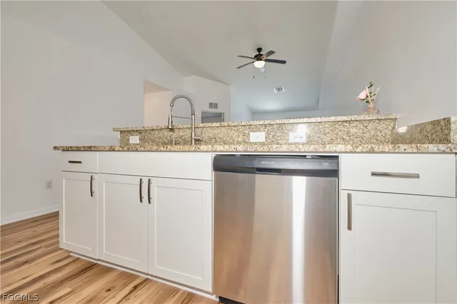 $1,700 | 3520-3524 Southwest 17th Avenue, Cape Coral, FL 33914