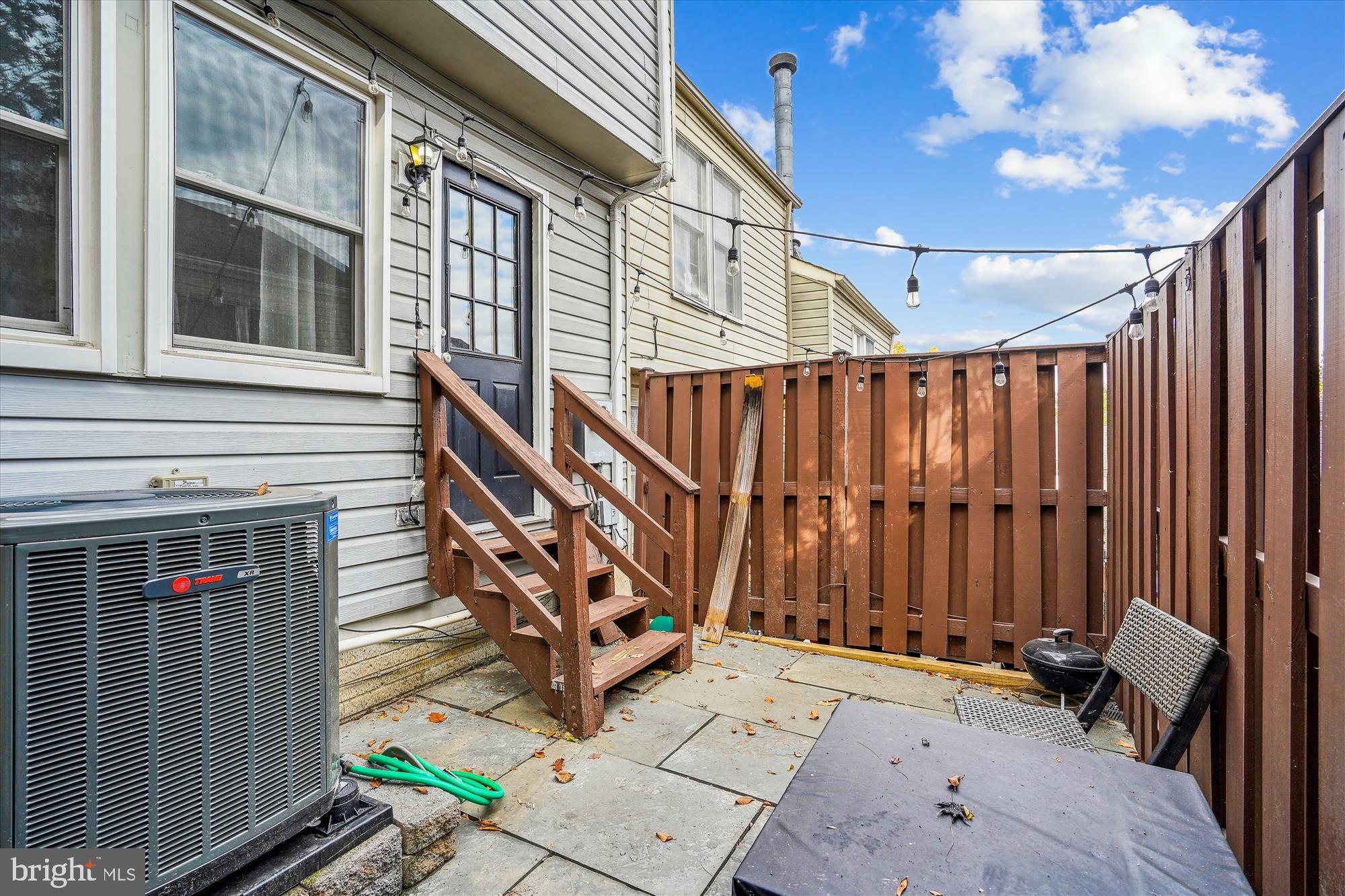 5039 9th Street South Arlington, VA 22204 - Photo 29 of 38 a view of wooden door