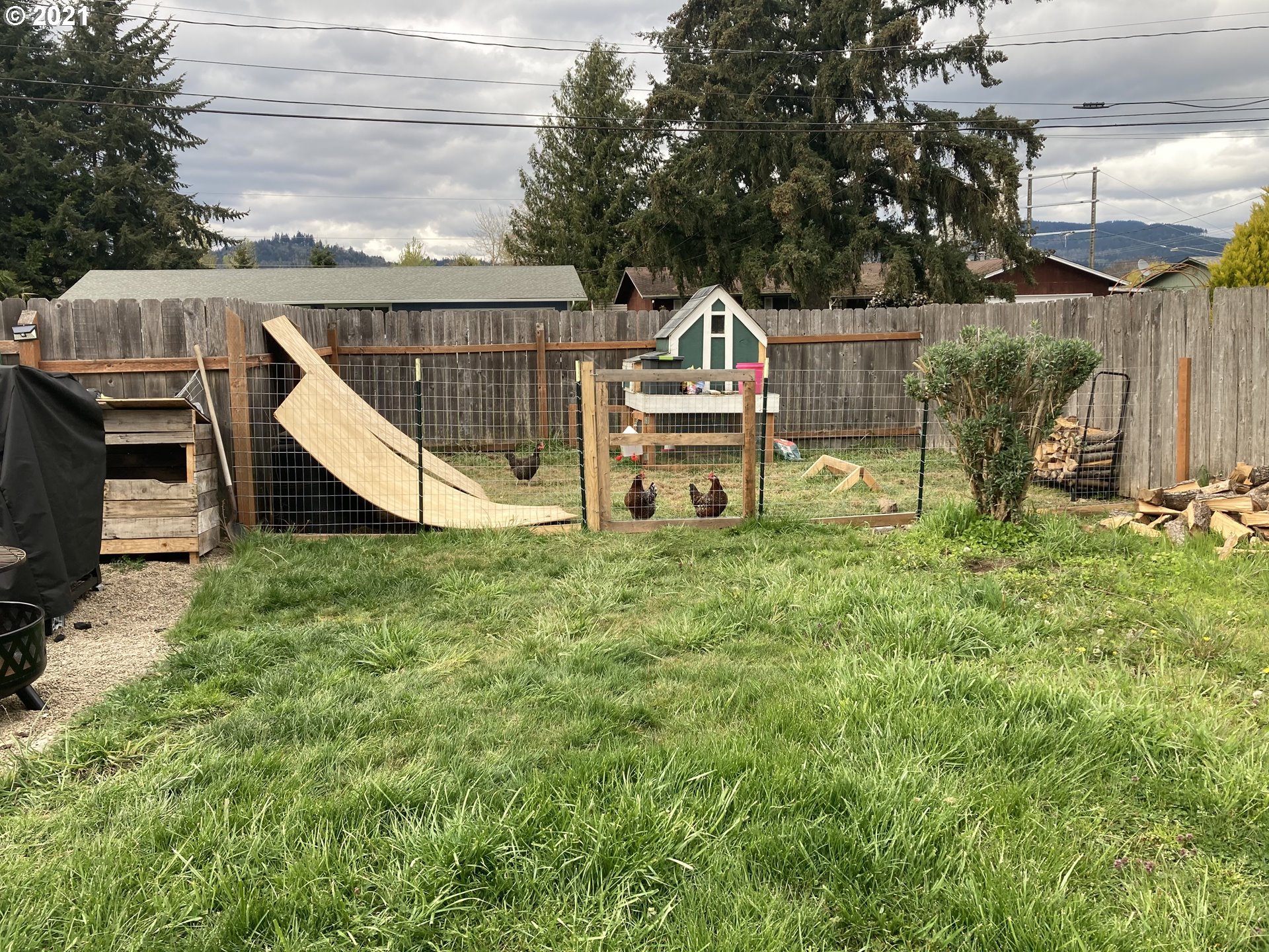 5135 F Street Springfield, OR 97478 - Photo 12 of 13