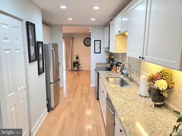 $3,700 | 5407 Leeway Court, Fairfax, VA 22032