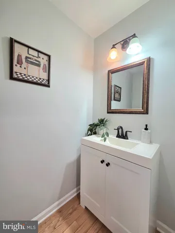 $3,700 | 5407 Leeway Court, Fairfax, VA 22032