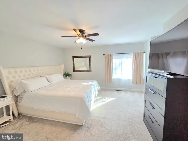 $3,700 | 5407 Leeway Court, Fairfax, VA 22032