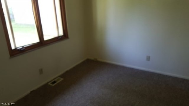 4501 Burkey Road Youngstown, OH 44515 - Photo 5 of 7 Gallery Image 5