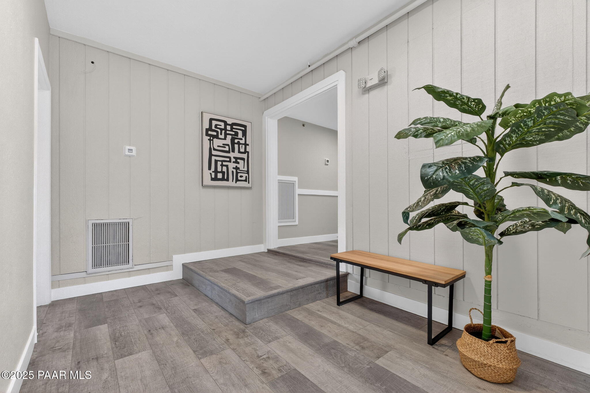 14410 East Blue Ridge Road Dewey-Humboldt, AZ 86327 - Photo 3 of 60 a living room with furniture and a potted plant