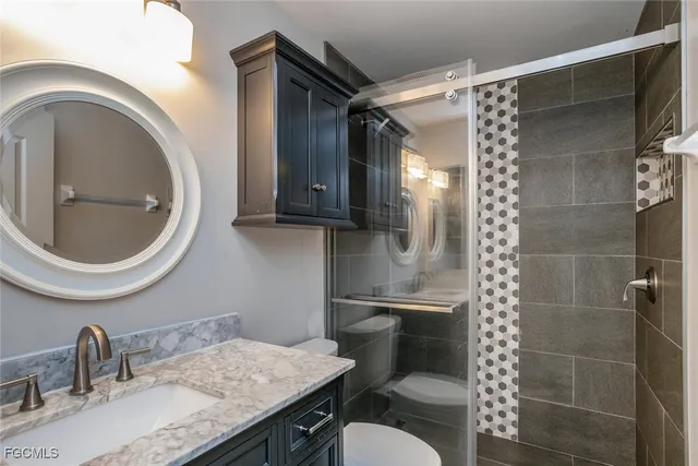 $655,000 | 21684 Brixham Run Loop, Estero, FL 33928