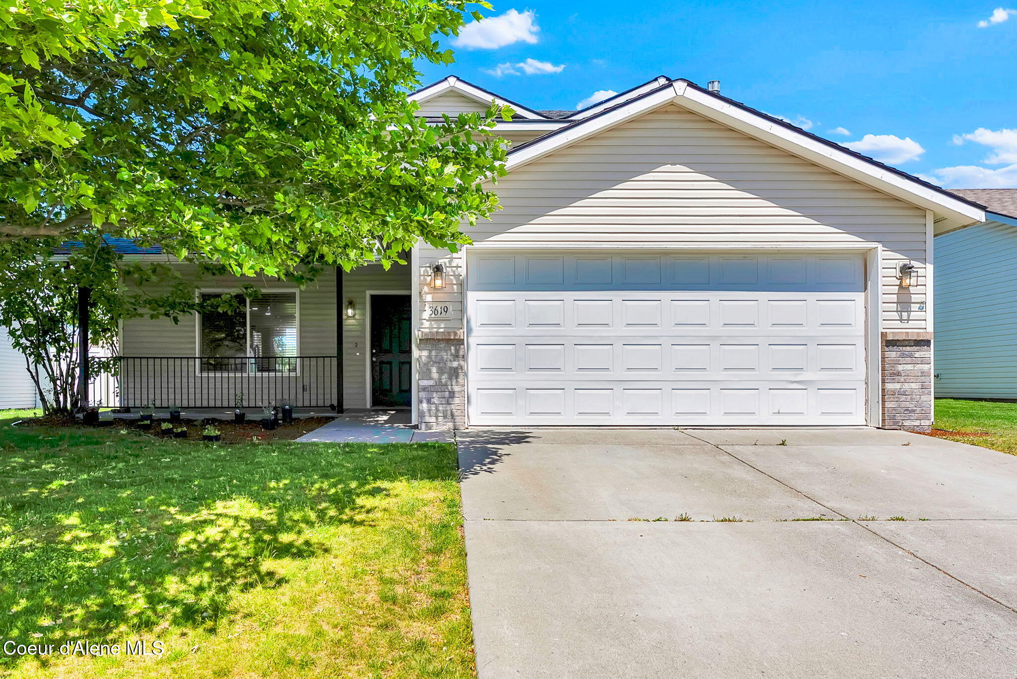 3619 West Manning Loop Coeur D'Alene, ID 83815 - Photo 2 of 48 IMG_1590