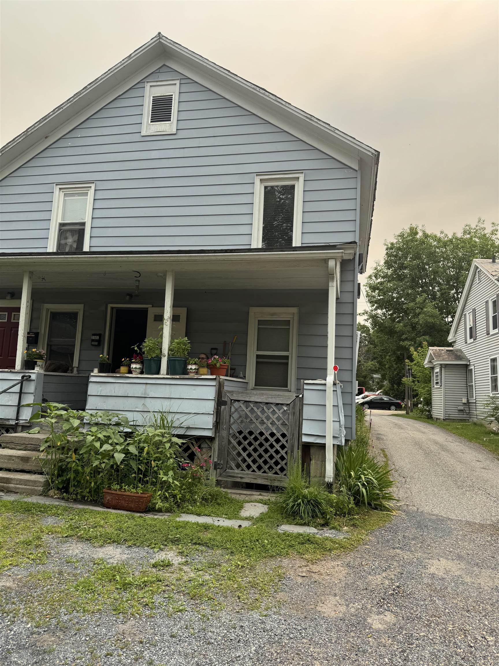 250 North Street Bennington, VT 05201 - Photo 2 of 16