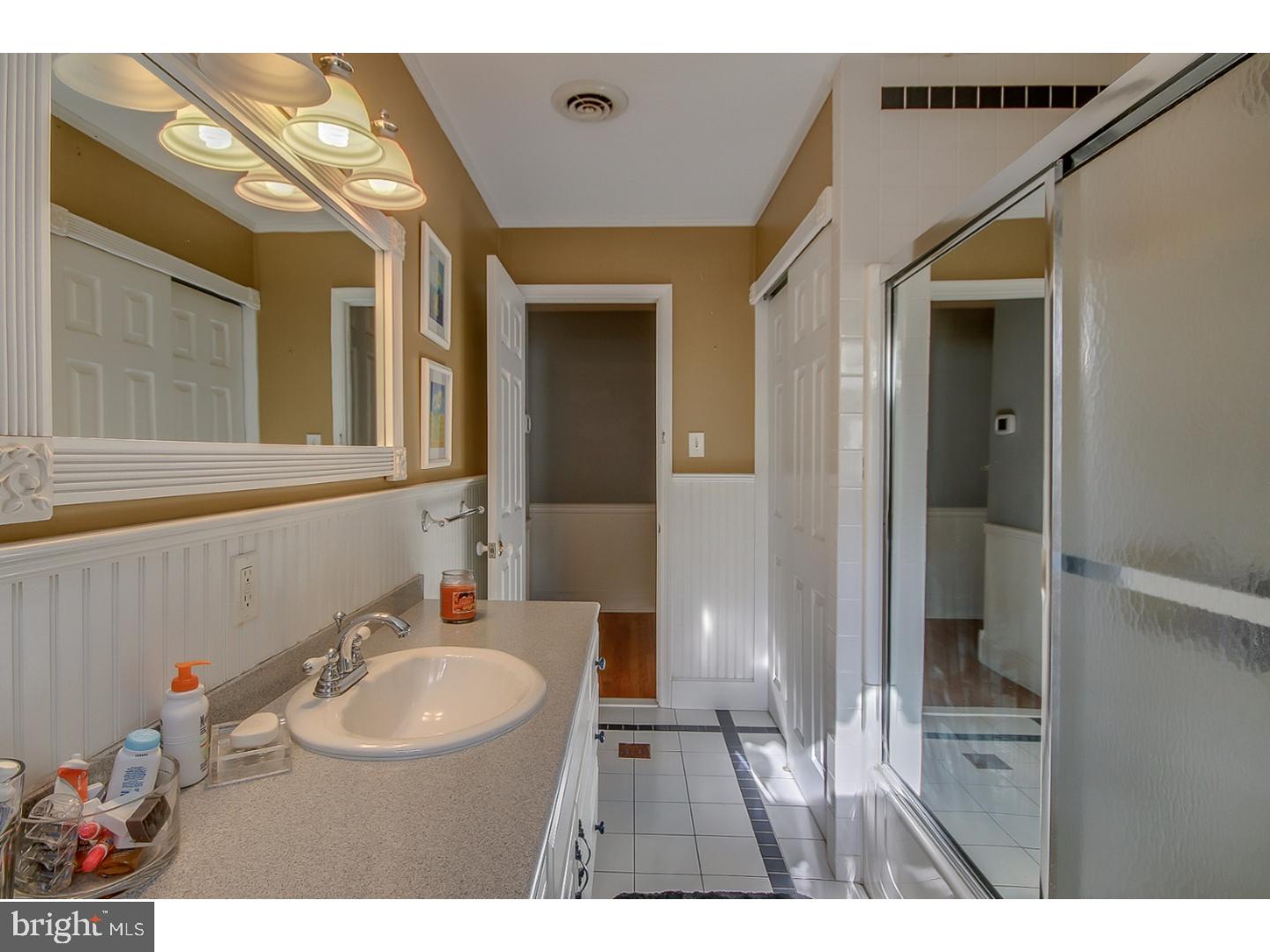 4961 Edgewood Road Doylestown, PA 18902 - Photo 11 of 25 Gallery Image 11