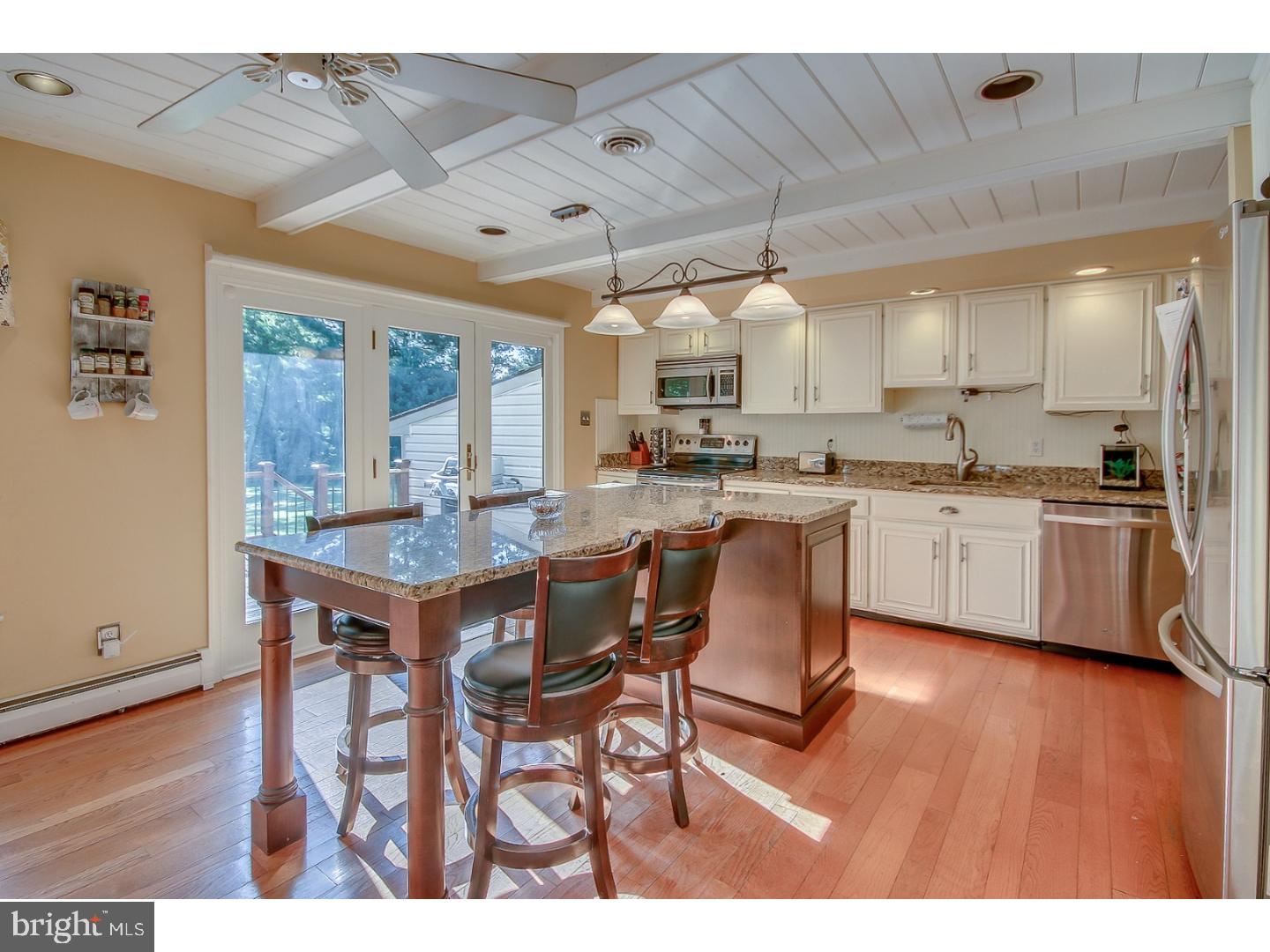 4961 Edgewood Road Doylestown, PA 18902 - Photo 6 of 25 Gallery Image 6