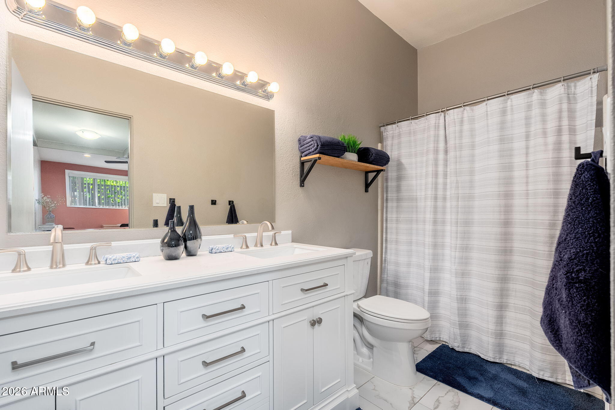 6126 North 12th Place, Unit 9 Phoenix, AZ 85014 - Photo 28 of 44 Primary 2 bath