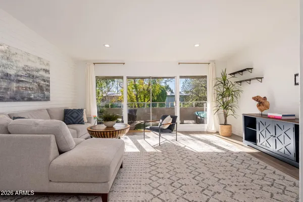 $375,000 | 6126 North 12th Place, Unit 9, Phoenix, AZ 85014