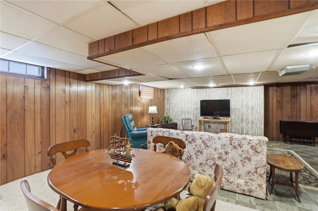 2 Duncan Road East Providence, RI 02916 - Photo 28 of 39 Gallery Image 28