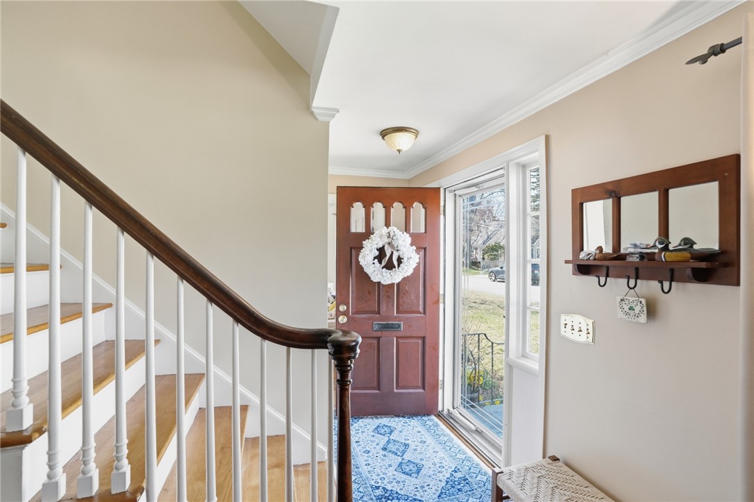 2 Duncan Road East Providence, RI 02916 - Photo 4 of 39 Entrance foyer.