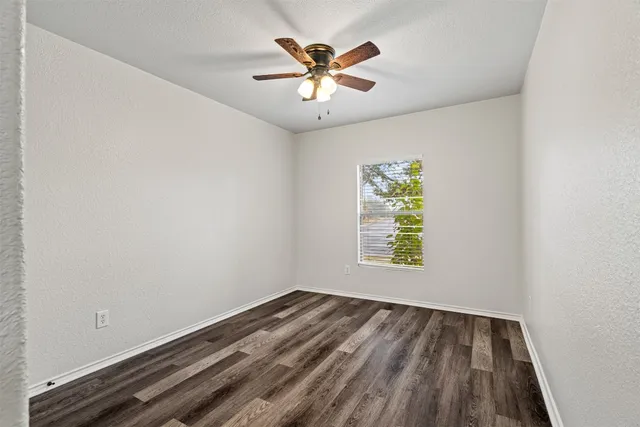 $1,750 | 206 Wells Bend, Hutto, TX 78634