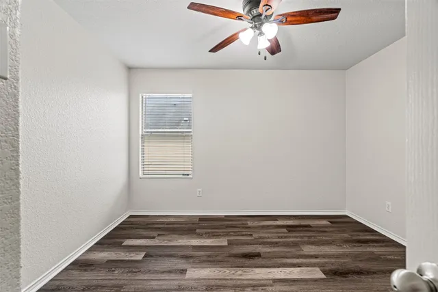 $1,750 | 206 Wells Bend, Hutto, TX 78634